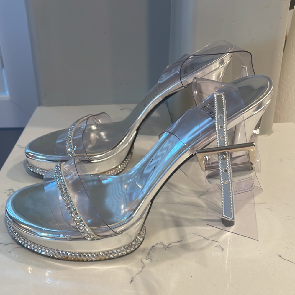 Stunning Stuart Weitzman Clear Platform Practical… - image 3